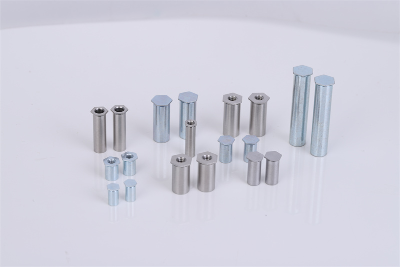 PEM壓鉚螺柱系列