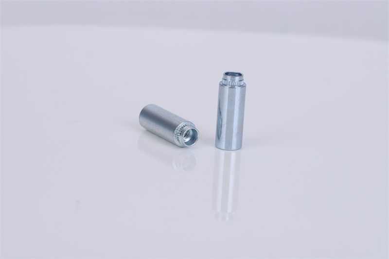 PEM系列擠壓螺柱柱