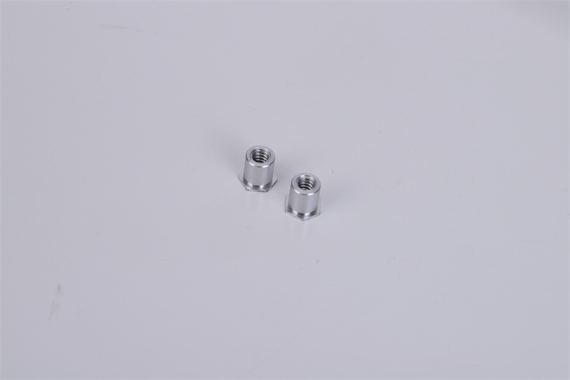 PEM SOS 系列不銹鋼壓鉚六角螺柱