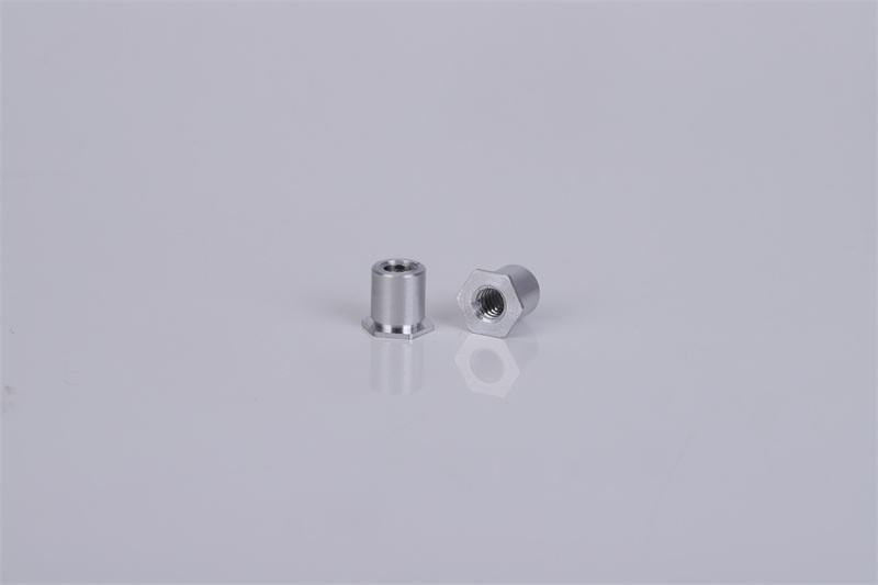 PEM SOS 系列不銹鋼壓鉚六角螺柱